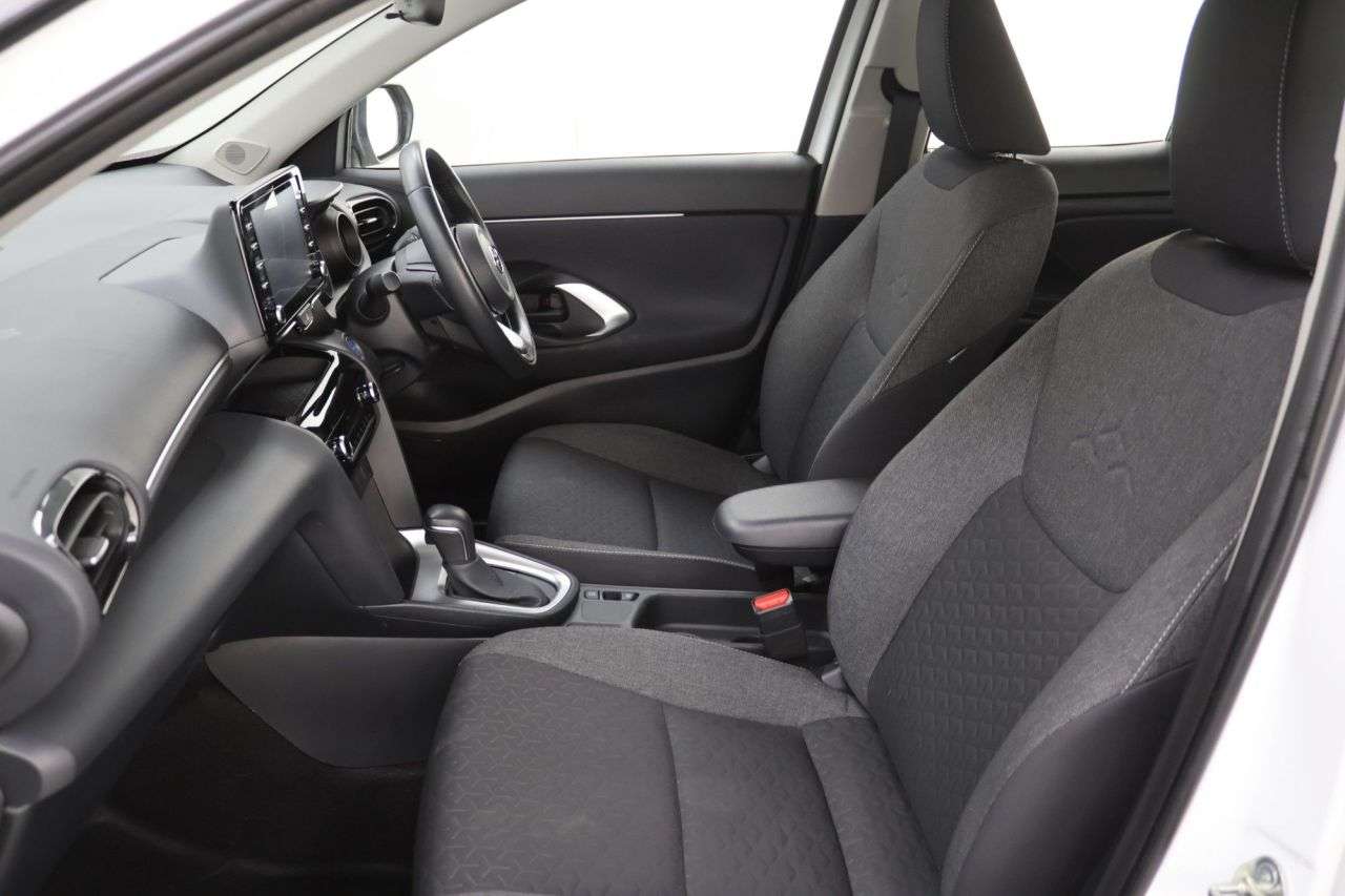 2023 TOYOTA YARIS CROSS 2023 TOYOTA YARIS CROSS