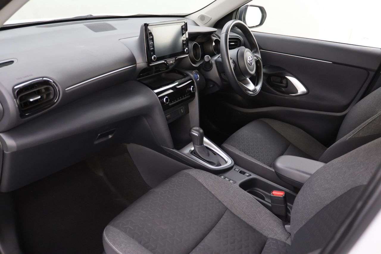 2023 TOYOTA YARIS CROSS 2023 TOYOTA YARIS CROSS
