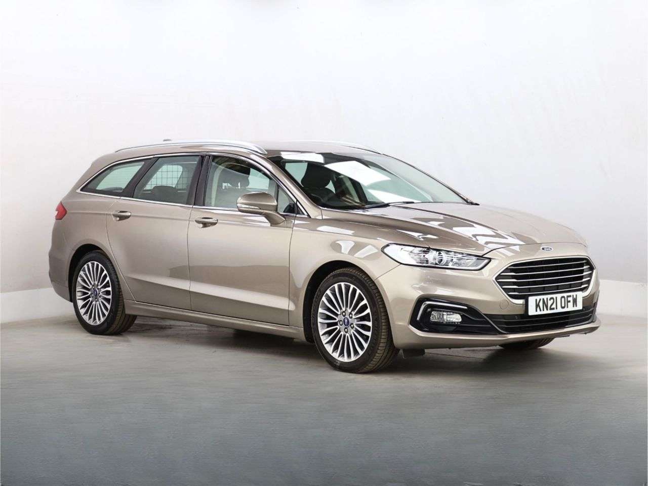 A 2021 FORD MONDEO 2.0 EcoBlue Titanium Edition Estate 5dr Diesel Manual Euro 6 (s/s) (150 ps) A 2021 FORD MONDEO 2.0 EcoBlue Titanium Edition Estate 5dr Diesel Manual Euro 6 (s/s) (150 ps)
