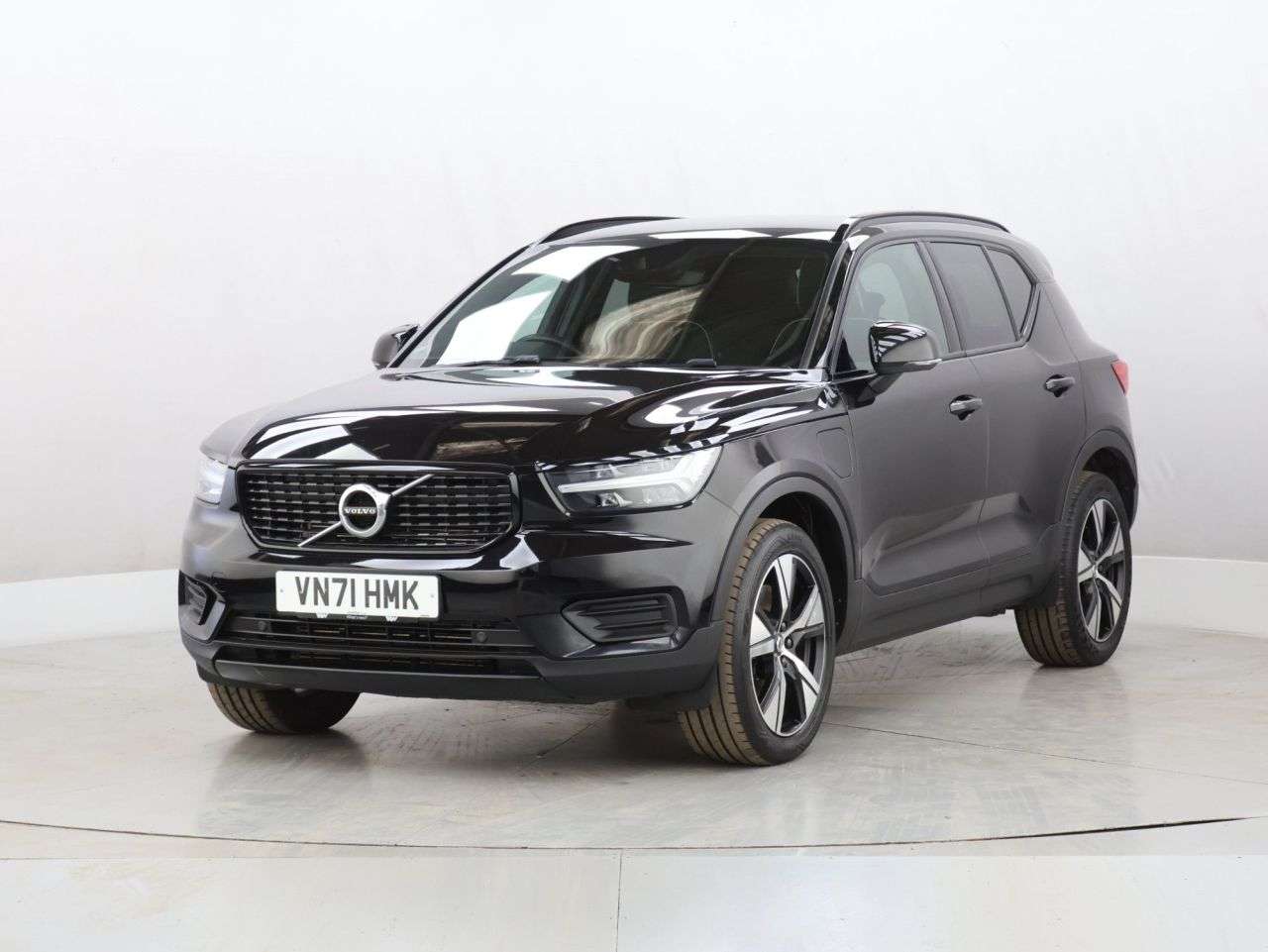 2022 VOLVO XC40 2022 VOLVO XC40