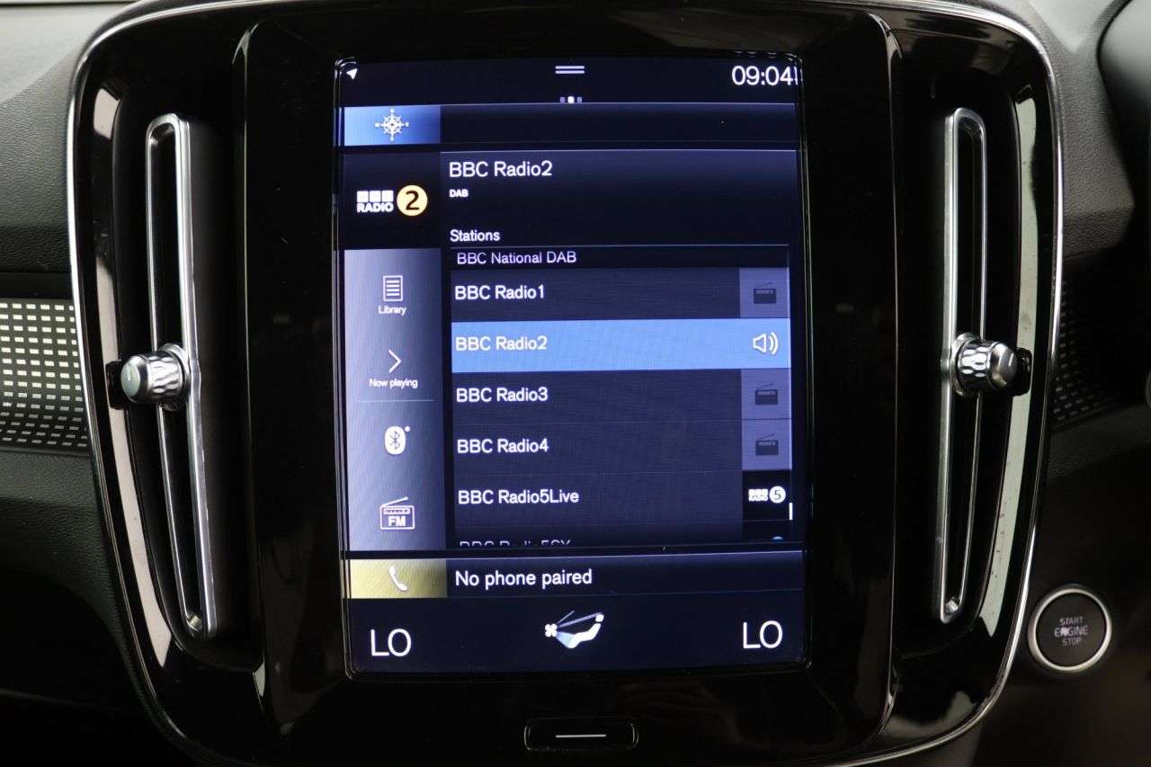 2022 VOLVO XC40 2022 VOLVO XC40