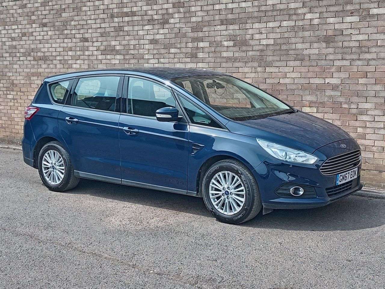 A 2018 FORD S-MAX 1.5T EcoBoost Zetec MPV 5dr Petrol Manual Euro 6 (s/s) (160 ps) A 2018 FORD S-MAX 1.5T EcoBoost Zetec MPV 5dr Petrol Manual Euro 6 (s/s) (160 ps)