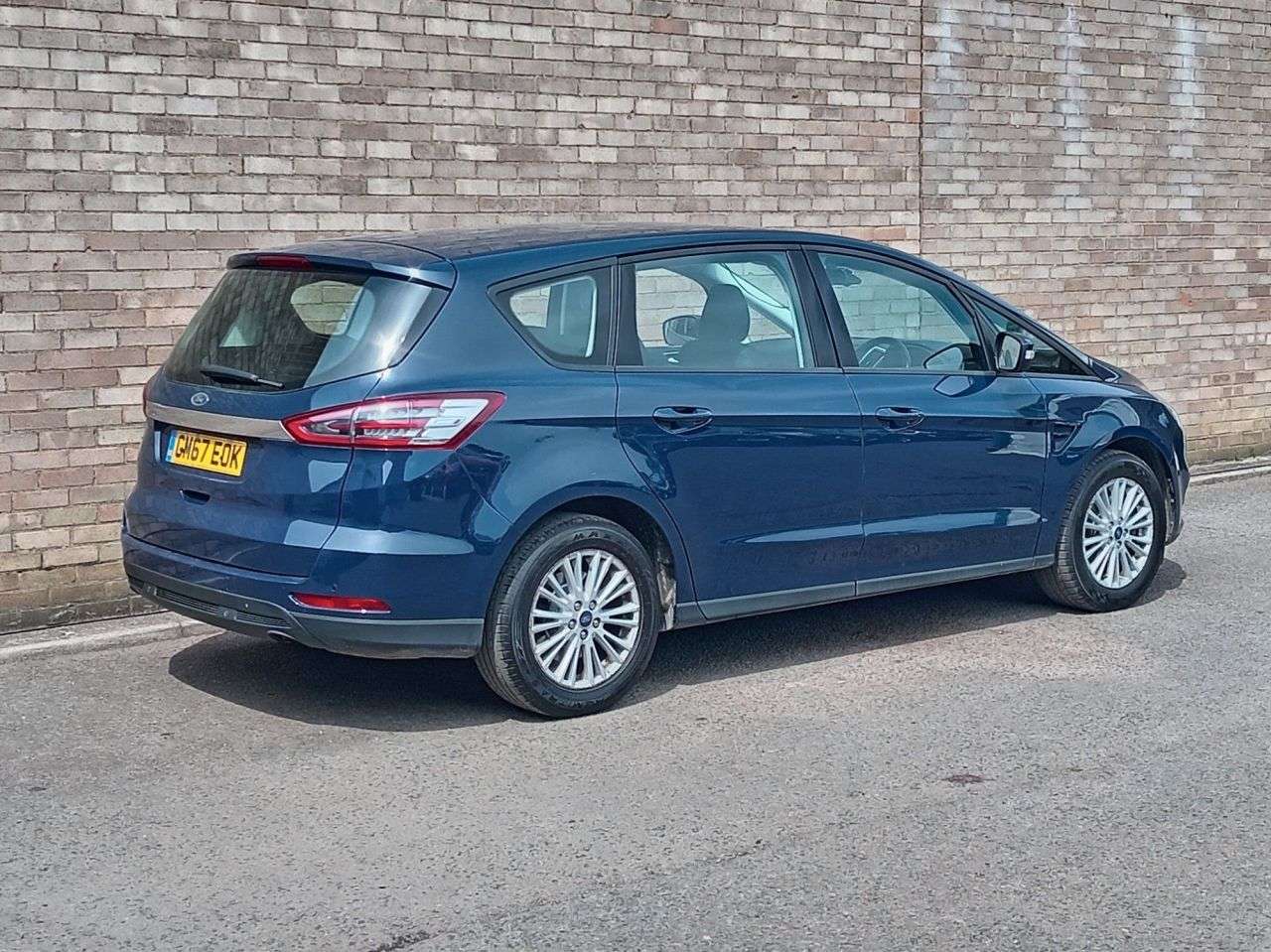 A 2018 FORD S-MAX 1.5T EcoBoost Zetec MPV 5dr Petrol Manual Euro 6 (s/s) (160 ps) A 2018 FORD S-MAX 1.5T EcoBoost Zetec MPV 5dr Petrol Manual Euro 6 (s/s) (160 ps)