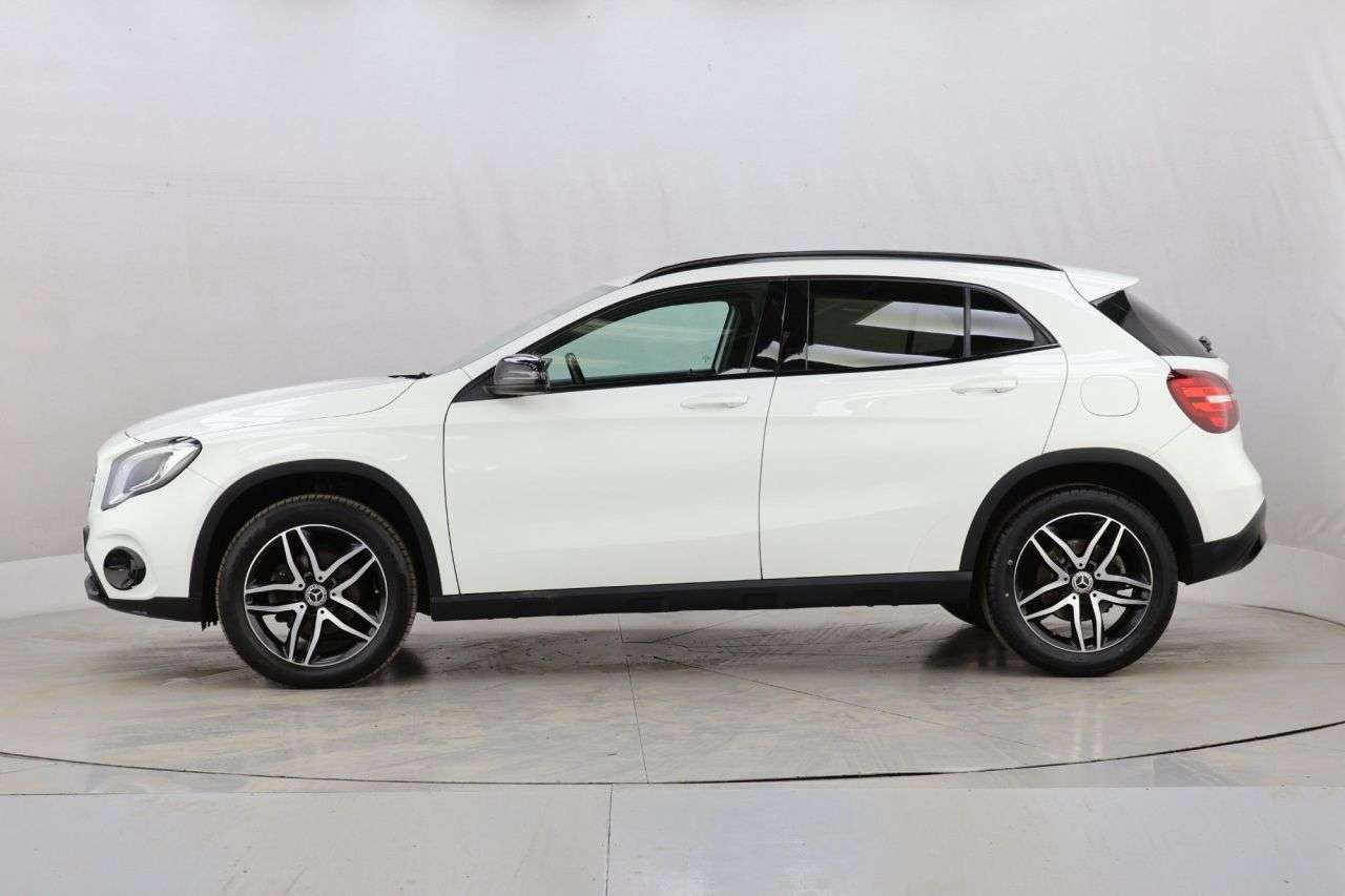 2019 MERCEDES-BENZ GLA CLASS 2019 MERCEDES-BENZ GLA CLASS