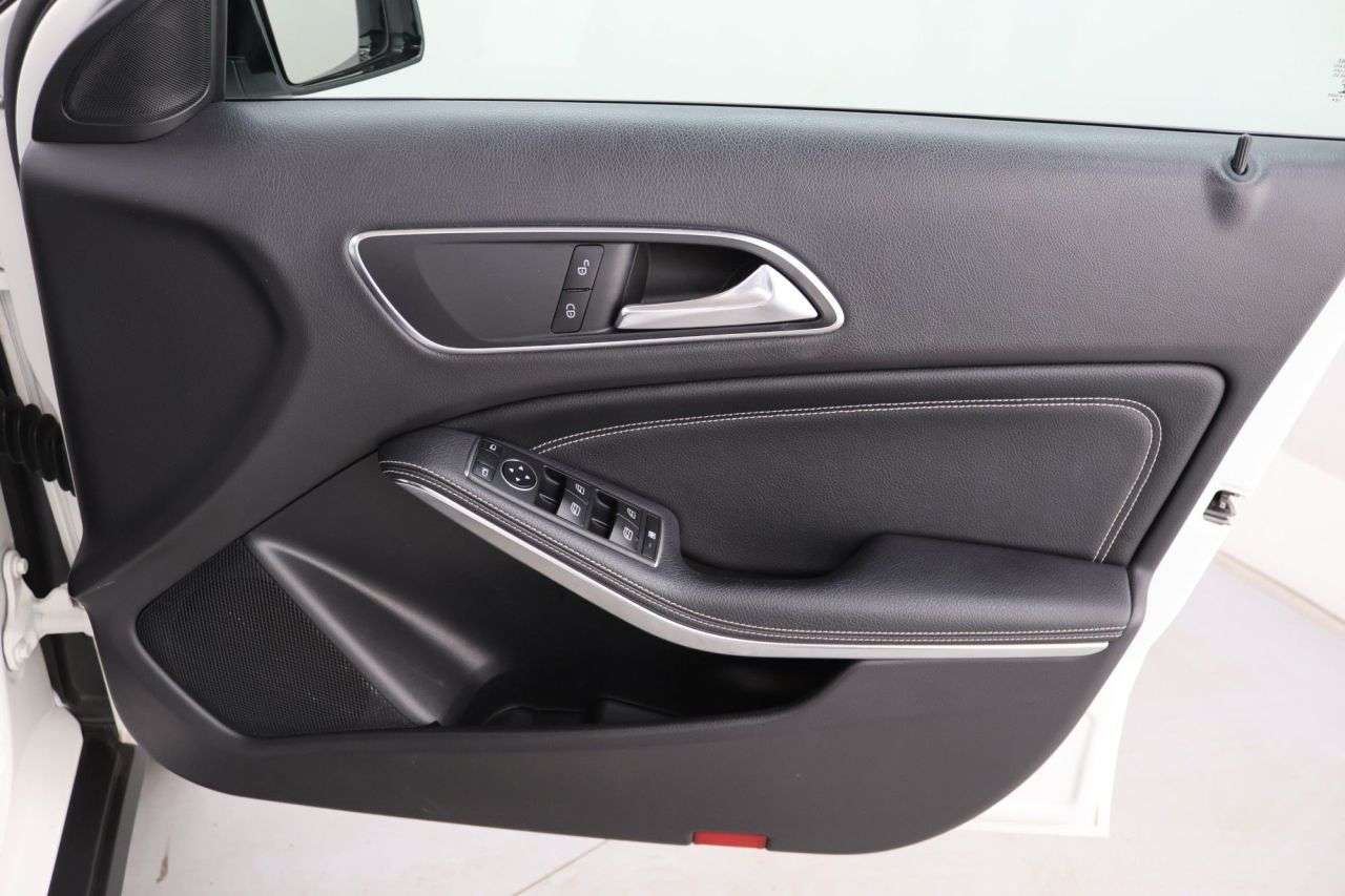 2019 MERCEDES-BENZ GLA CLASS 2019 MERCEDES-BENZ GLA CLASS