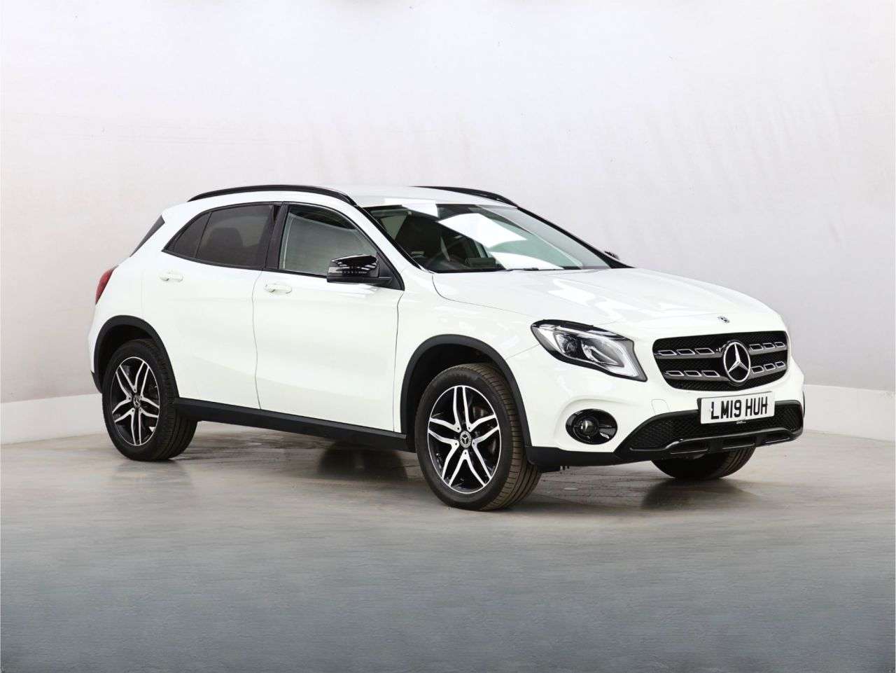 A 2019 MERCEDES-BENZ GLA CLASS 1.6 GLA180 Urban Edition SUV 5dr Petrol Manual Euro 6 (s/s) (122 ps) A 2019 MERCEDES-BENZ GLA CLASS 1.6 GLA180 Urban Edition SUV 5dr Petrol Manual Euro 6 (s/s) (122 ps)
