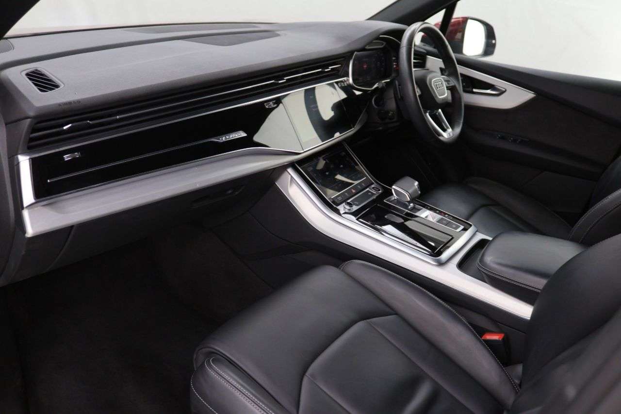 2021 AUDI Q7 2021 AUDI Q7