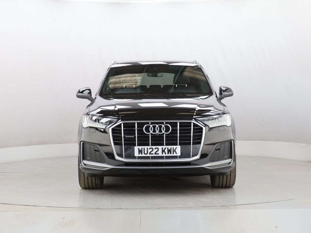 A 2022 AUDI Q7 3.0 TDI V6 45 S line SUV 5dr Diesel Tiptronic quattro Euro 6 (s/s) (231 ps) A 2022 AUDI Q7 3.0 TDI V6 45 S line SUV 5dr Diesel Tiptronic quattro Euro 6 (s/s) (231 ps)