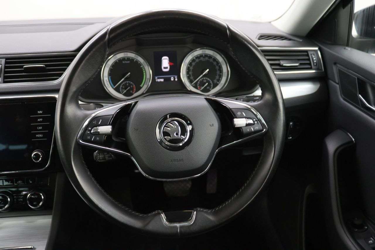 2021 SKODA SUPERB 2021 SKODA SUPERB
