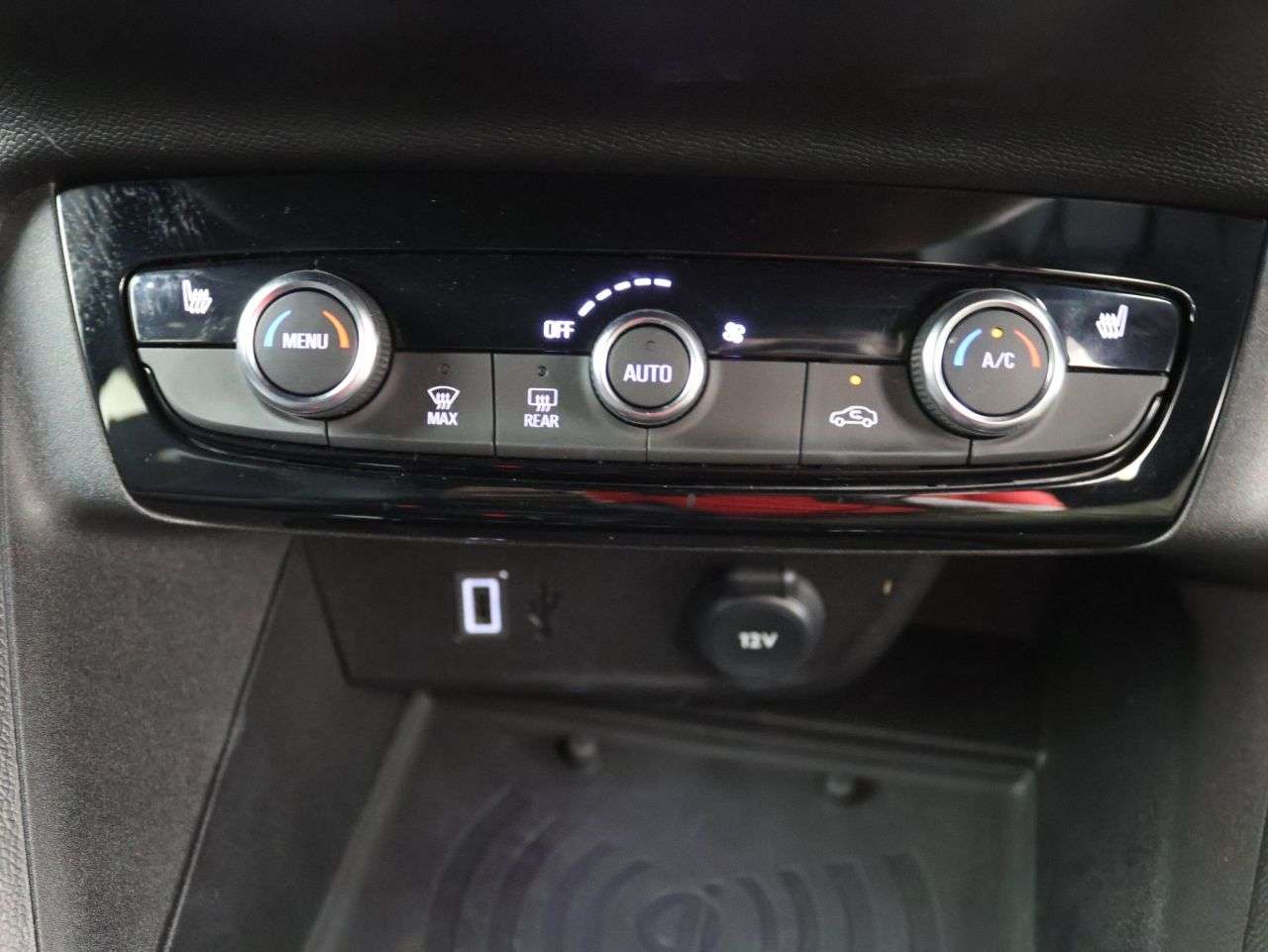 2024 VAUXHALL CORSA 2024 VAUXHALL CORSA
