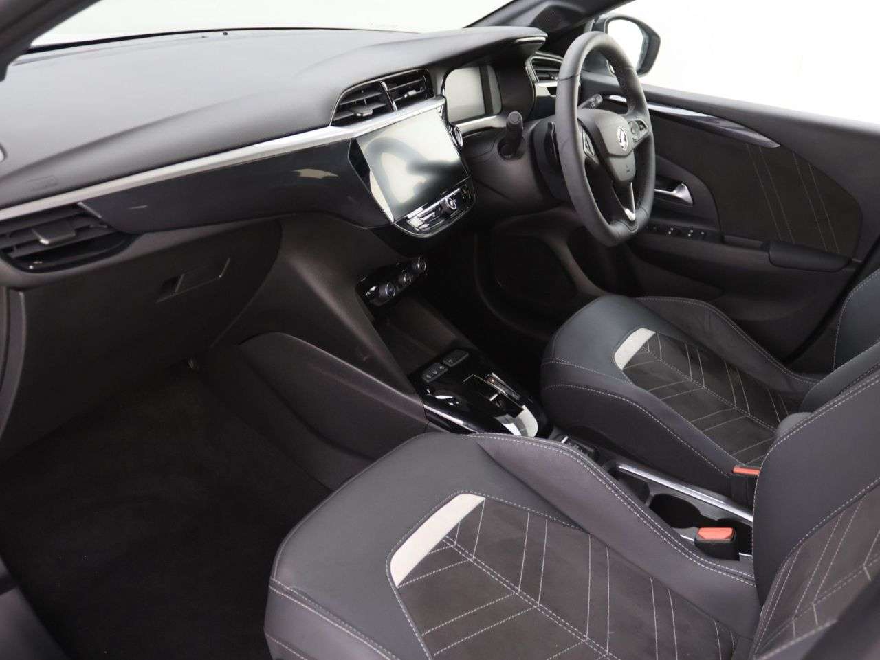 2024 VAUXHALL CORSA 2024 VAUXHALL CORSA