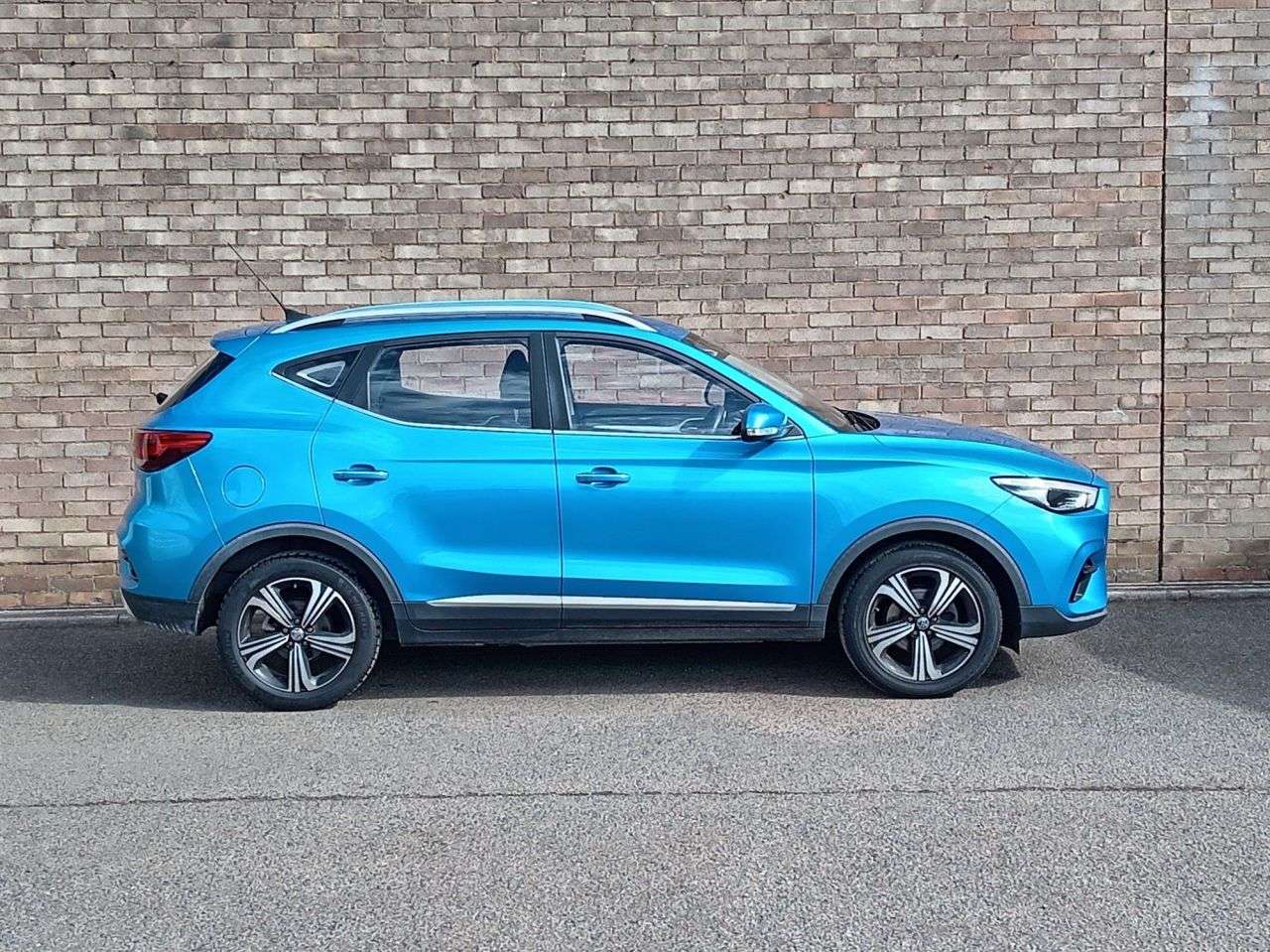 A 2022 MG MG ZS 1.5 VTi-TECH Excite SUV 5dr Petrol Manual Euro 6 (s/s) (106 ps) A 2022 MG MG ZS 1.5 VTi-TECH Excite SUV 5dr Petrol Manual Euro 6 (s/s) (106 ps)