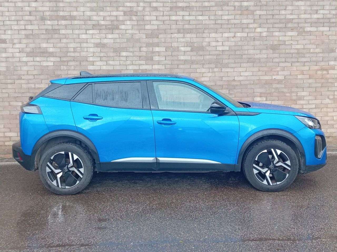 A 2024 PEUGEOT 2008 1.2 PureTech Allure SUV 5dr Petrol Manual Euro 6 (s/s) (130 ps) A 2024 PEUGEOT 2008 1.2 PureTech Allure SUV 5dr Petrol Manual Euro 6 (s/s) (130 ps)