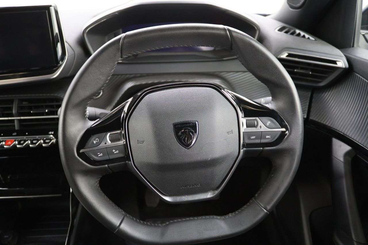 2024 PEUGEOT 2008 2024 PEUGEOT 2008