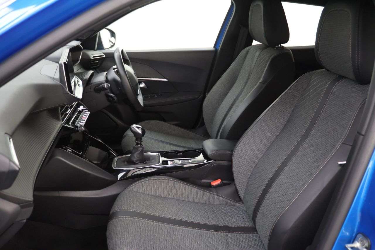 2024 PEUGEOT 2008 2024 PEUGEOT 2008