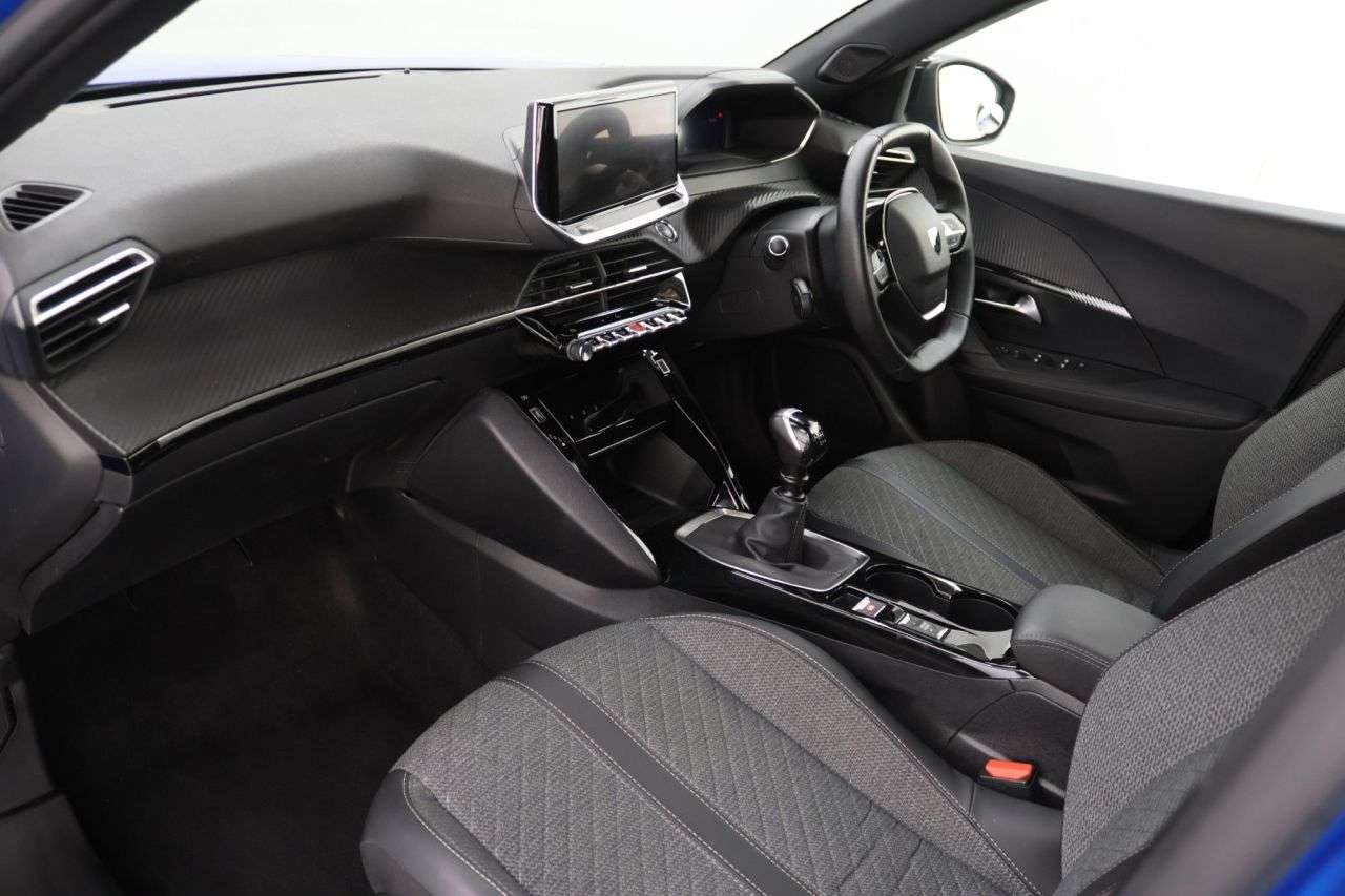 2024 PEUGEOT 2008 2024 PEUGEOT 2008