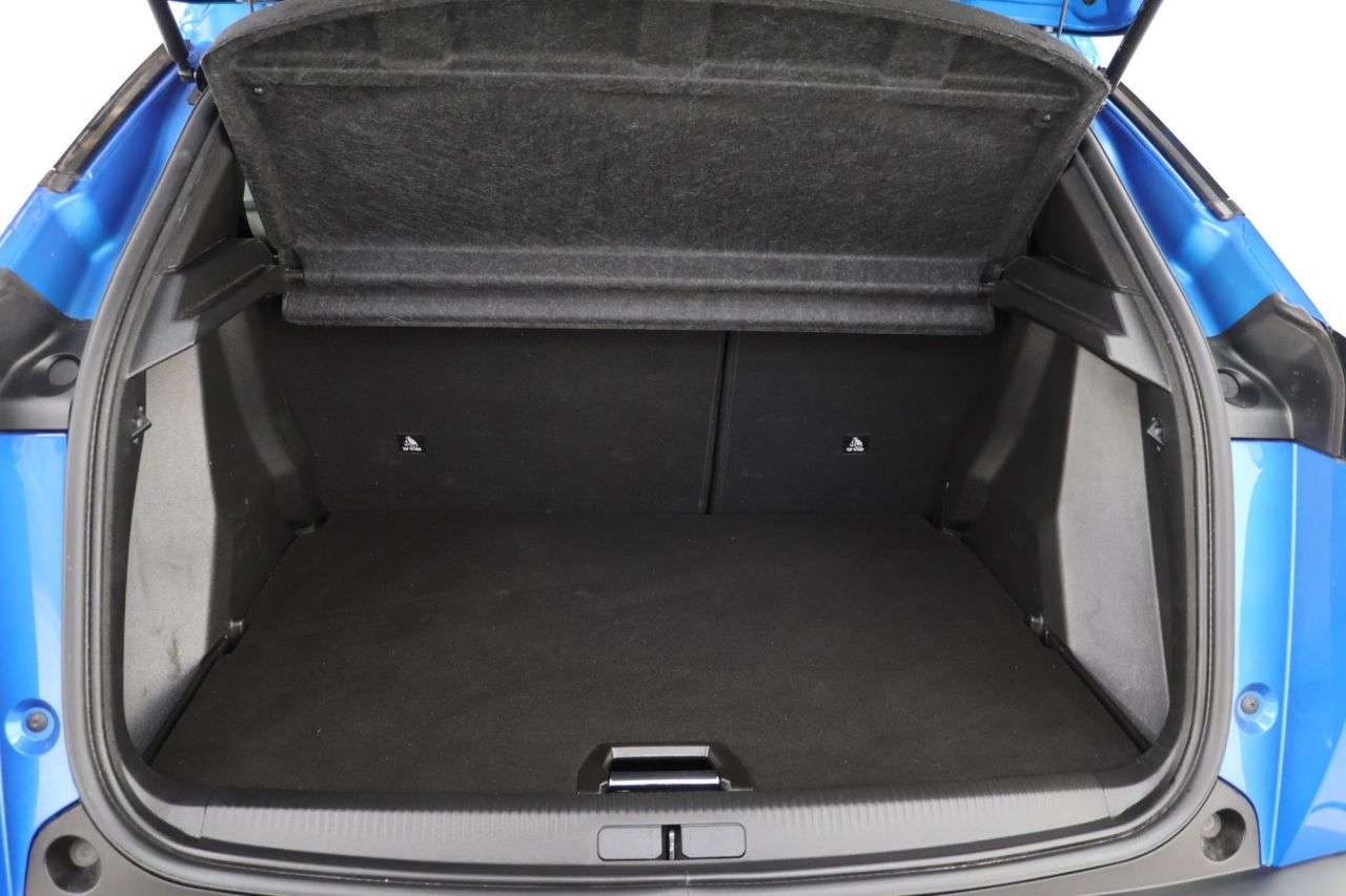 2024 PEUGEOT 2008 2024 PEUGEOT 2008