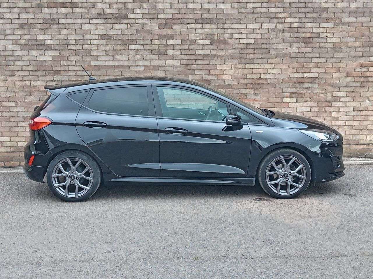 A 2024 FORD FIESTA 1.0T EcoBoost MHEV ST-Line Edition Hatchback 5dr Petrol Manual Euro 6 (s/s) A 2024 FORD FIESTA 1.0T EcoBoost MHEV ST-Line Edition Hatchback 5dr Petrol Manual Euro 6 (s/s)