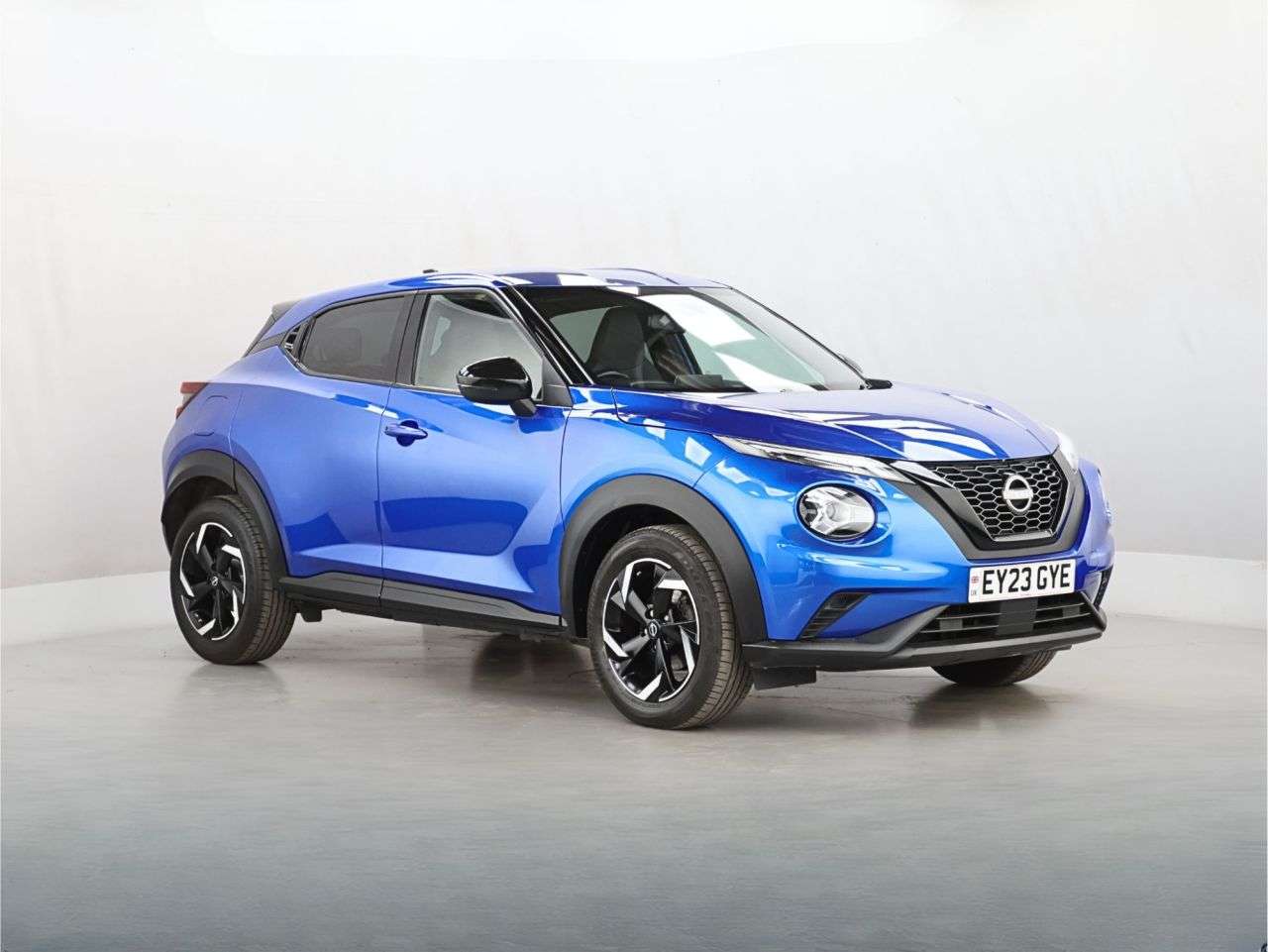 A 2023 NISSAN JUKE 1.0 DIG-T N-Connecta SUV 5dr Petrol Manual Euro 6 (s/s) (114 ps) A 2023 NISSAN JUKE 1.0 DIG-T N-Connecta SUV 5dr Petrol Manual Euro 6 (s/s) (114 ps)