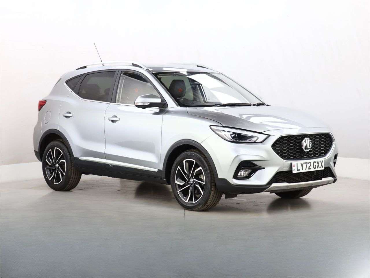 A 2023 MG MG ZS 1.0 T-GDI Exclusive SUV 5dr Petrol Auto Euro 6 (111 ps) A 2023 MG MG ZS 1.0 T-GDI Exclusive SUV 5dr Petrol Auto Euro 6 (111 ps)