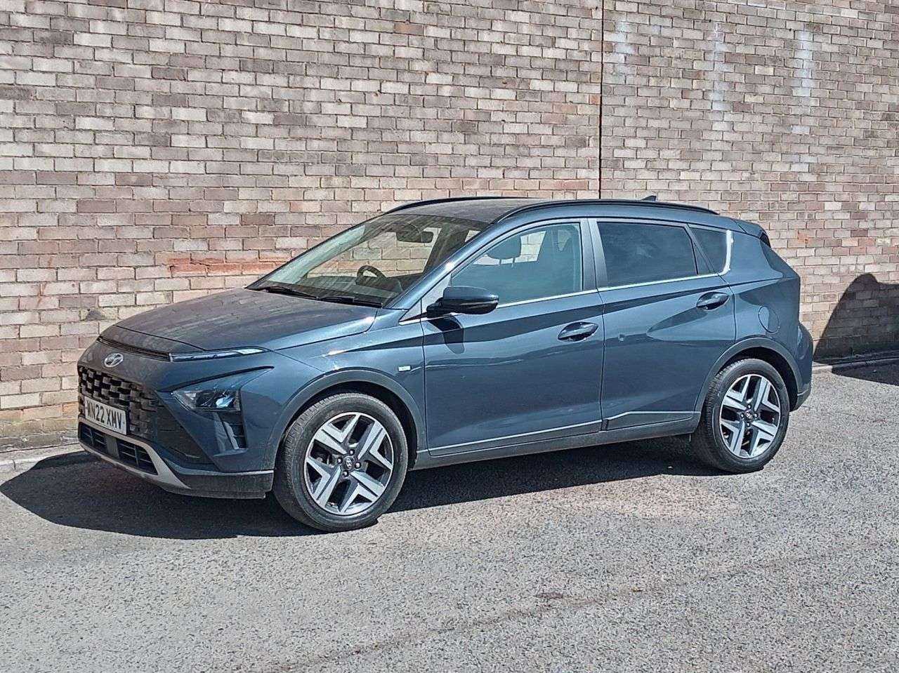 A 2022 HYUNDAI BAYON 1.0 T-GDi MHEV Premium SUV 5dr Petrol Hybrid DCT Euro 6 (s/s) (100 ps) A 2022 HYUNDAI BAYON 1.0 T-GDi MHEV Premium SUV 5dr Petrol Hybrid DCT Euro 6 (s/s) (100 ps)