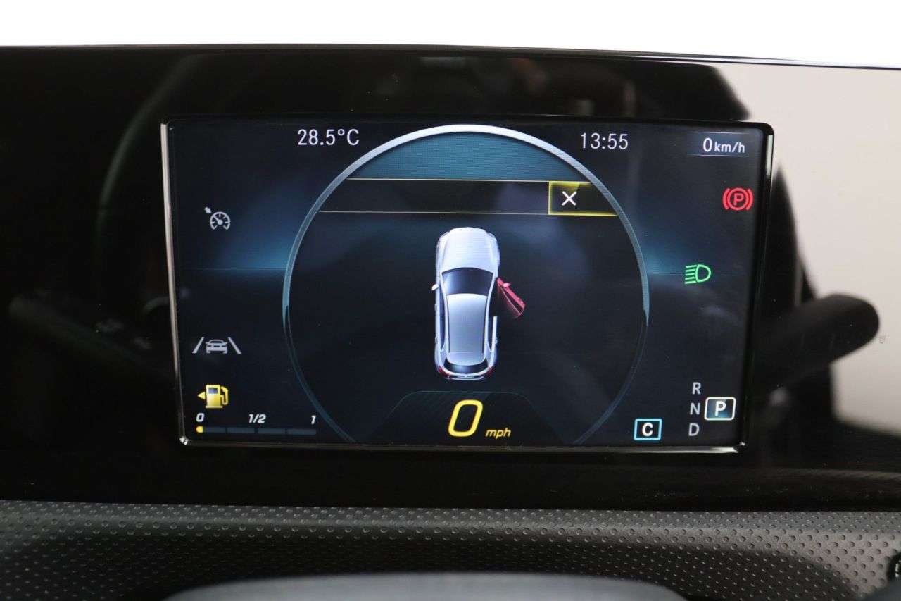 2021 MERCEDES-BENZ A CLASS 2021 MERCEDES-BENZ A CLASS