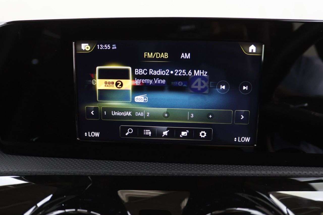 2021 MERCEDES-BENZ A CLASS 2021 MERCEDES-BENZ A CLASS