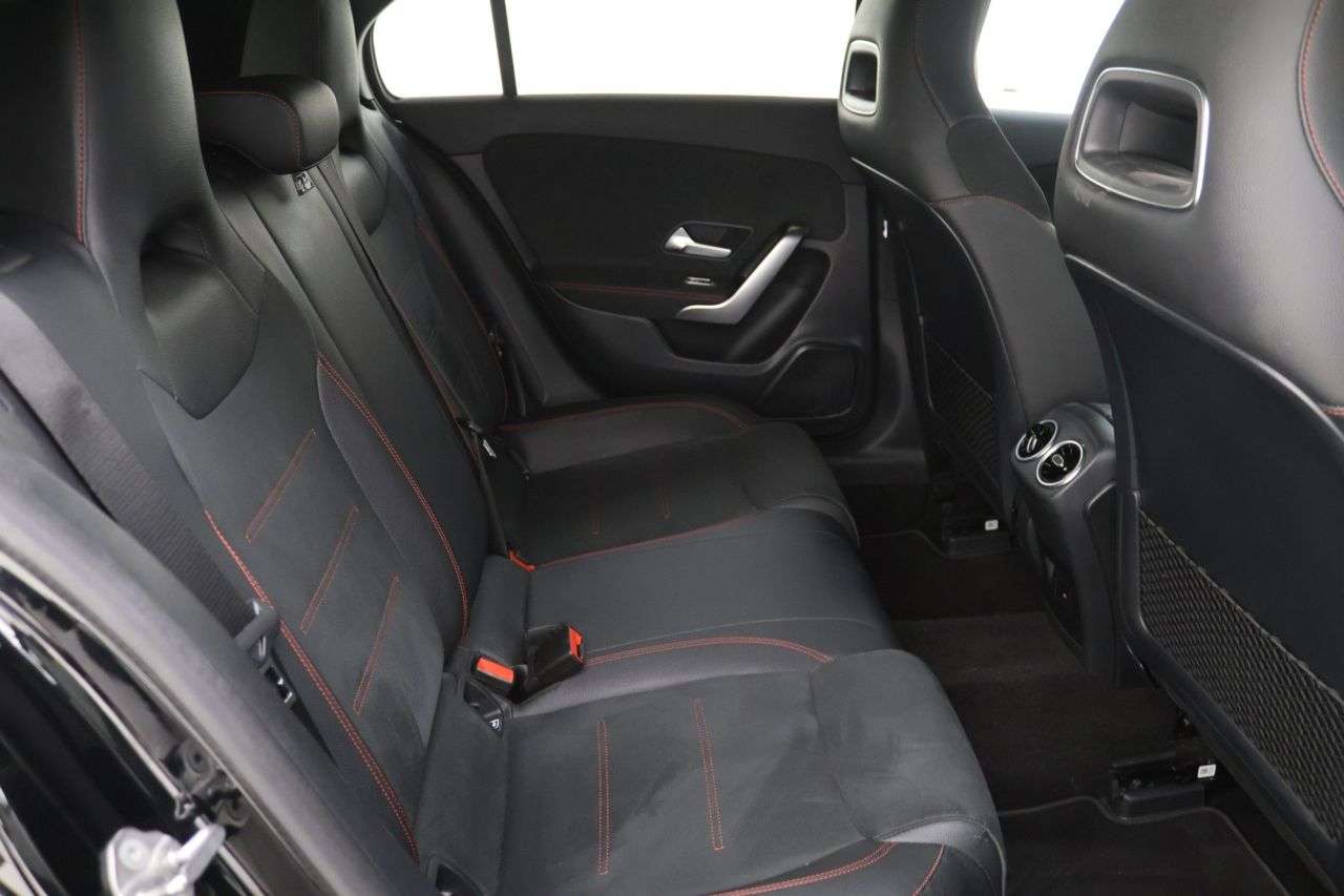 2021 MERCEDES-BENZ A CLASS 2021 MERCEDES-BENZ A CLASS