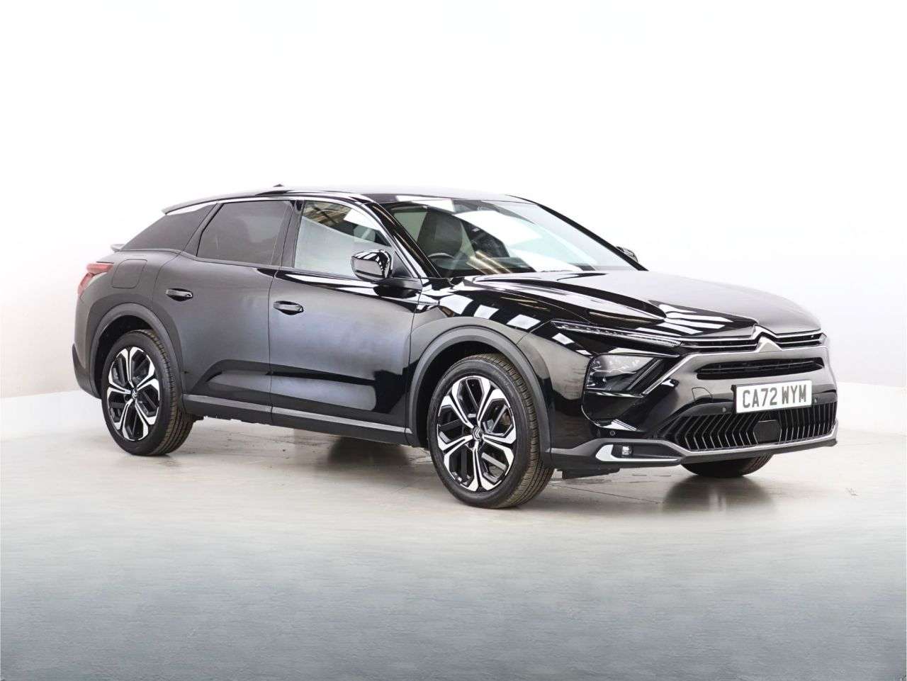 A 2022 CITROEN C5 X 1.2 PureTech Shine Hatchback 5dr Petrol EAT8 Euro 6 (s/s) (130 ps) A 2022 CITROEN C5 X 1.2 PureTech Shine Hatchback 5dr Petrol EAT8 Euro 6 (s/s) (130 ps)
