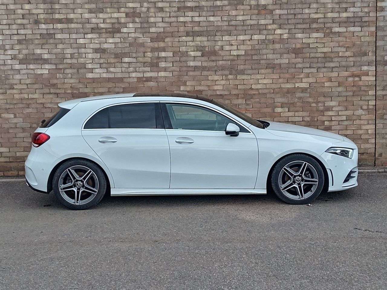 2019 MERCEDES-BENZ A CLASS 2019 MERCEDES-BENZ A CLASS