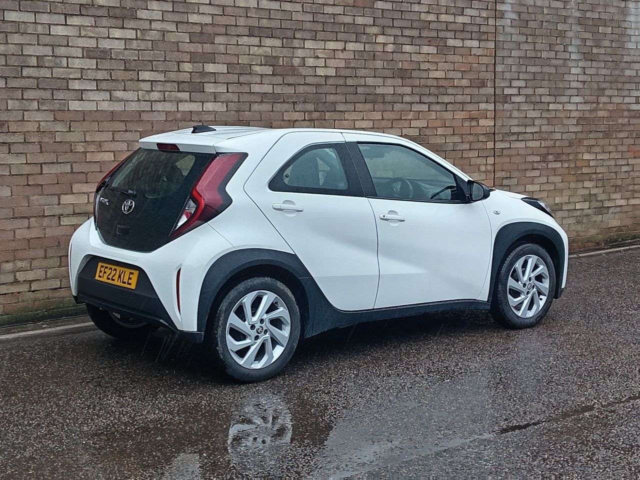 2022 TOYOTA AYGO X 2022 TOYOTA AYGO X