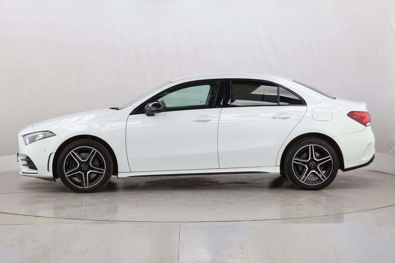 2021 MERCEDES-BENZ A CLASS 2021 MERCEDES-BENZ A CLASS
