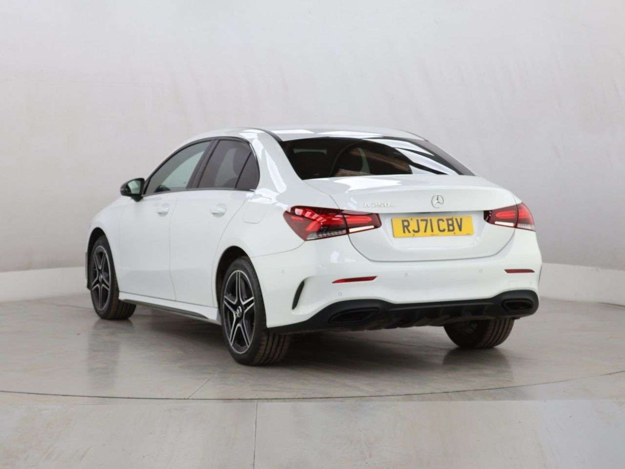 2021 MERCEDES-BENZ A CLASS 2021 MERCEDES-BENZ A CLASS