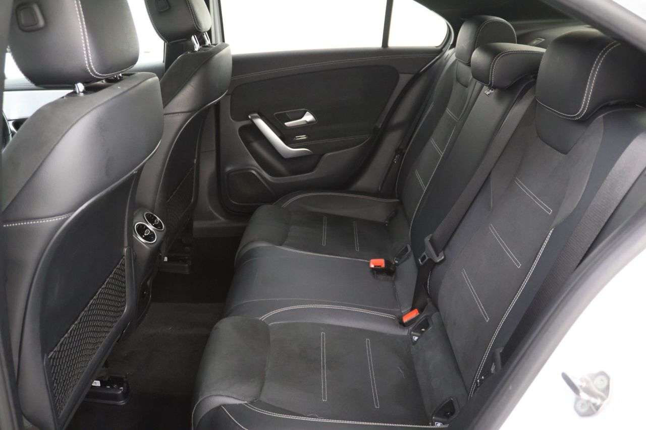2021 MERCEDES-BENZ A CLASS 2021 MERCEDES-BENZ A CLASS