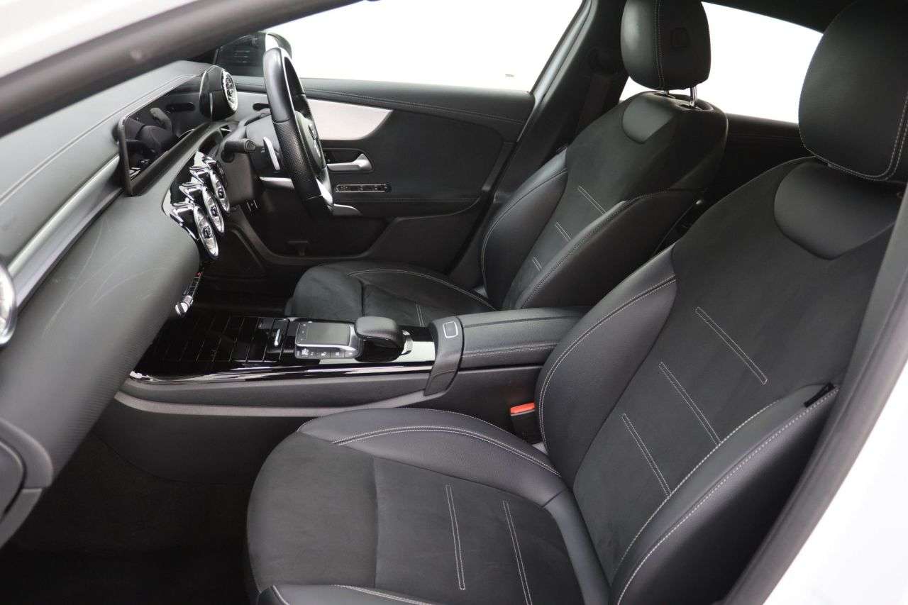 2021 MERCEDES-BENZ A CLASS 2021 MERCEDES-BENZ A CLASS