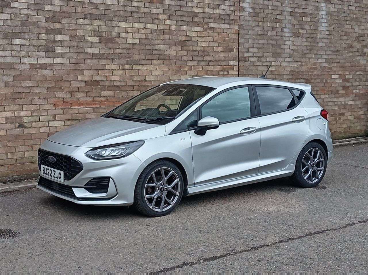 A 2022 FORD FIESTA 1.0T EcoBoost MHEV ST-Line Hatchback 5dr Petrol Hybrid Manual Euro 6 (s/s) A 2022 FORD FIESTA 1.0T EcoBoost MHEV ST-Line Hatchback 5dr Petrol Hybrid Manual Euro 6 (s/s)