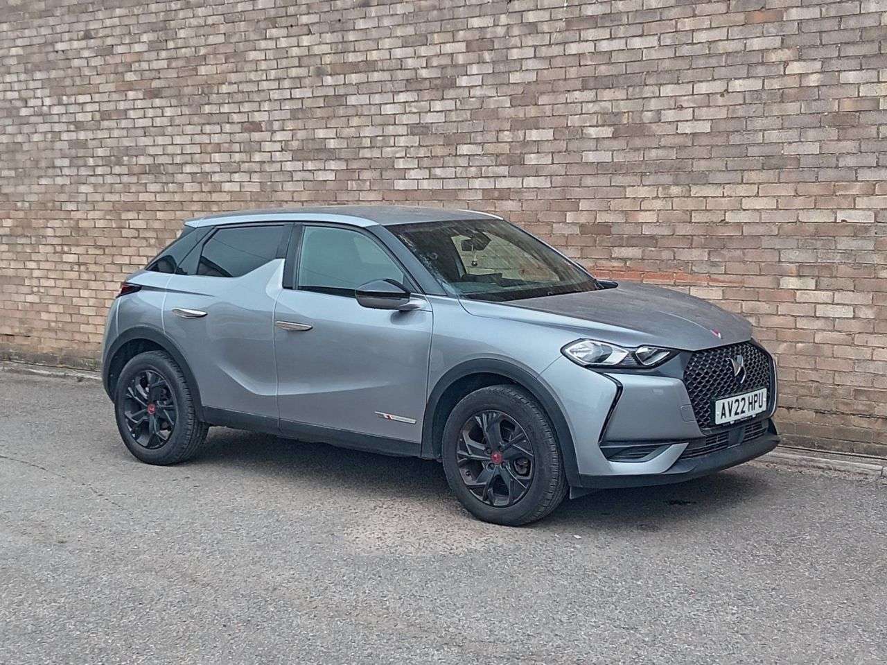 A 2022 DS AUTOMOBILES DS 3 1.2 PureTech Performance Line Crossback 5dr Petrol EAT8 Euro 6 (s/s) (130 p A 2022 DS AUTOMOBILES DS 3 1.2 PureTech Performance Line Crossback 5dr Petrol EAT8 Euro 6 (s/s) (130 p