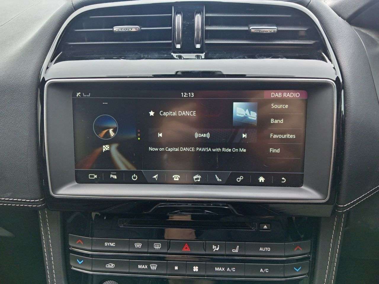 2019 JAGUAR F-PACE 2019 JAGUAR F-PACE