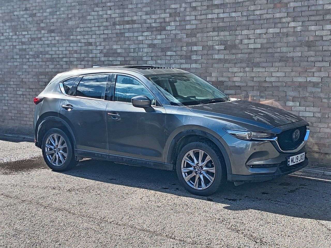 A 2019 MAZDA CX-5 2.0 SKYACTIV-G Sport Nav+ SUV 5dr Petrol Manual Euro 6 (s/s) (165 ps) A 2019 MAZDA CX-5 2.0 SKYACTIV-G Sport Nav+ SUV 5dr Petrol Manual Euro 6 (s/s) (165 ps)