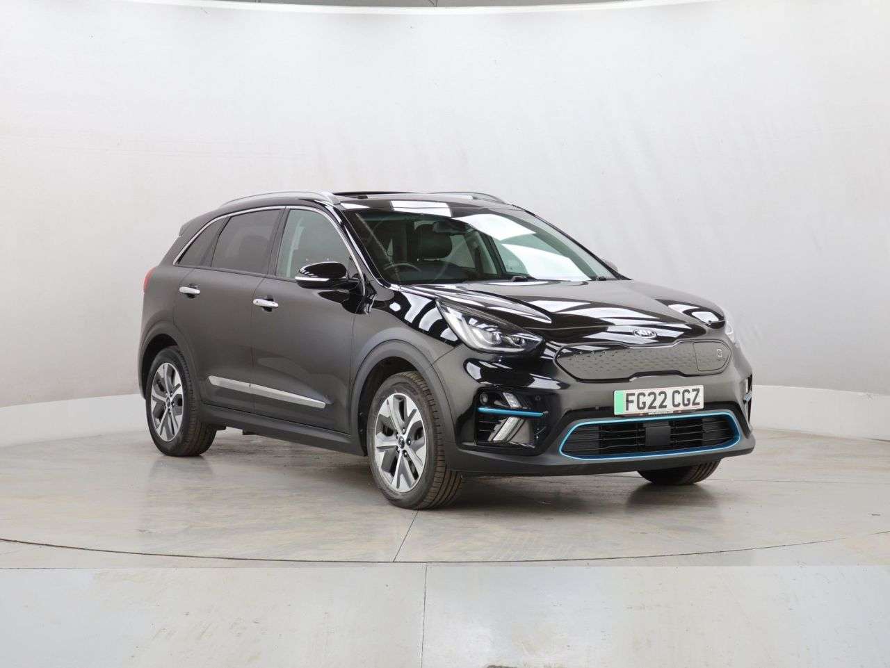 A 2022 KIA NIRO 64kWh 4+ SUV 5dr Electric Auto (201 bhp) A 2022 KIA NIRO 64kWh 4+ SUV 5dr Electric Auto (201 bhp)