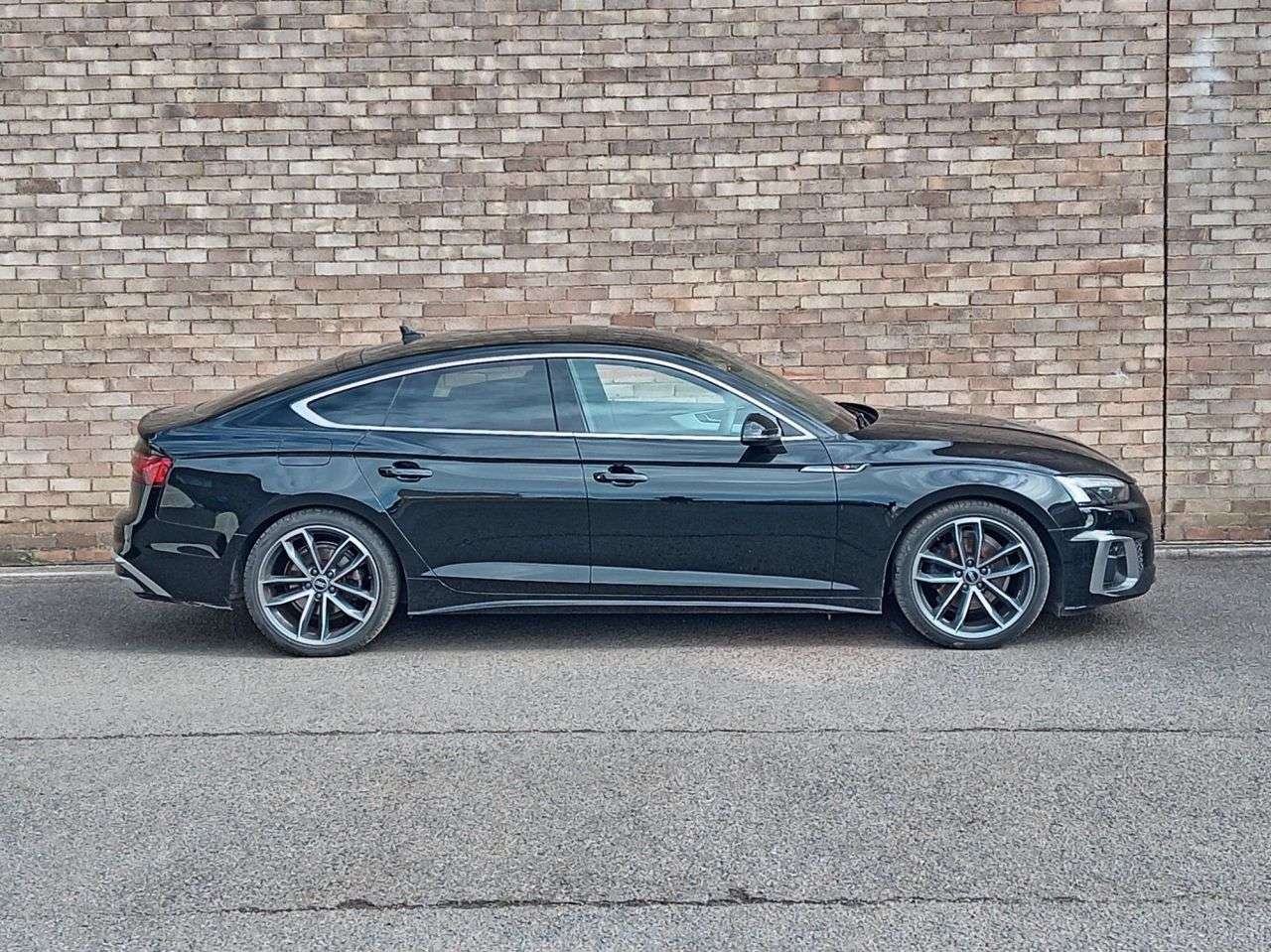 A 2023 AUDI A5 2.0 TDI 35 S line Sportback 5dr Diesel S Tronic Euro 6 (s/s) (163 ps) A 2023 AUDI A5 2.0 TDI 35 S line Sportback 5dr Diesel S Tronic Euro 6 (s/s) (163 ps)