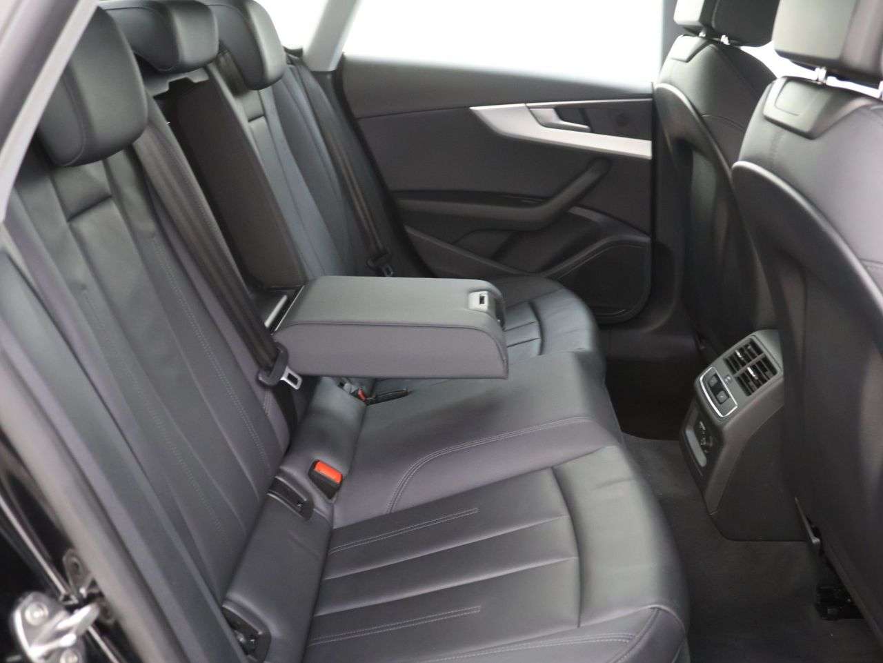 2022 AUDI A5 2022 AUDI A5