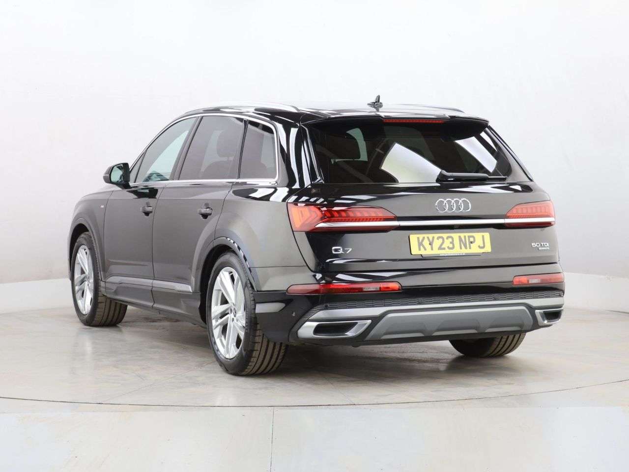 2023 AUDI Q7 2023 AUDI Q7