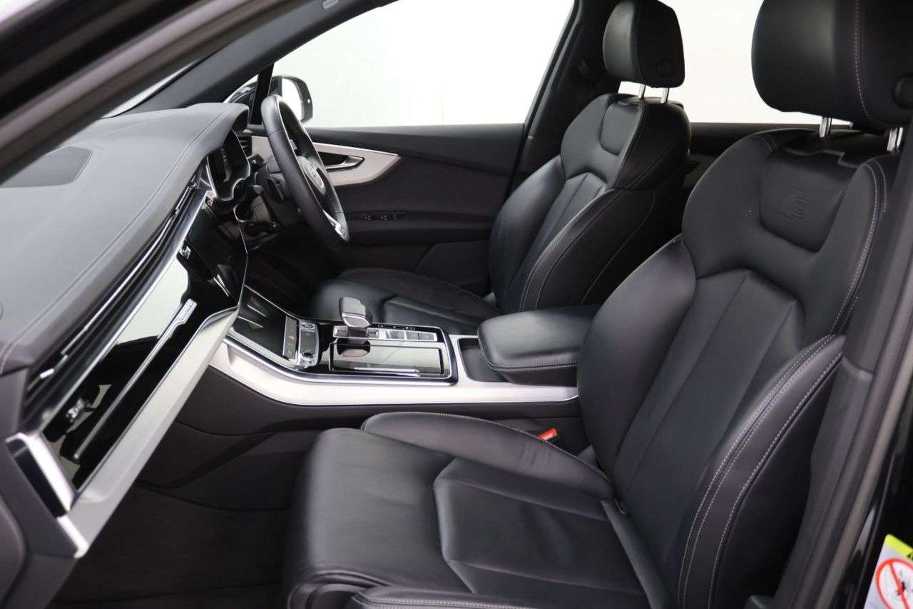 2023 AUDI Q7 2023 AUDI Q7