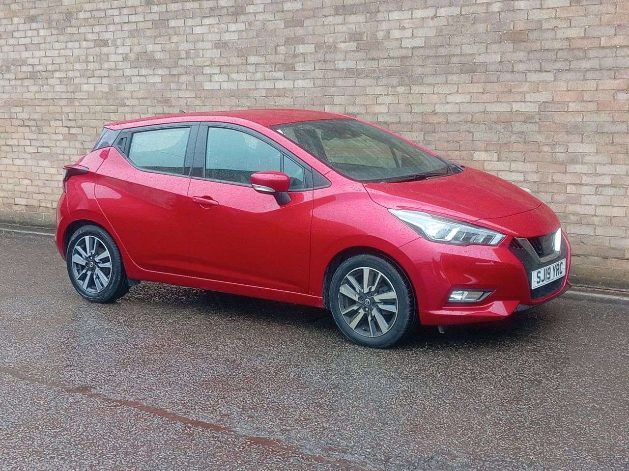 A 2019 NISSAN MICRA 1.0 IG Acenta Hatchback 5dr Petrol Manual Euro 6 (71 ps) A 2019 NISSAN MICRA 1.0 IG Acenta Hatchback 5dr Petrol Manual Euro 6 (71 ps)