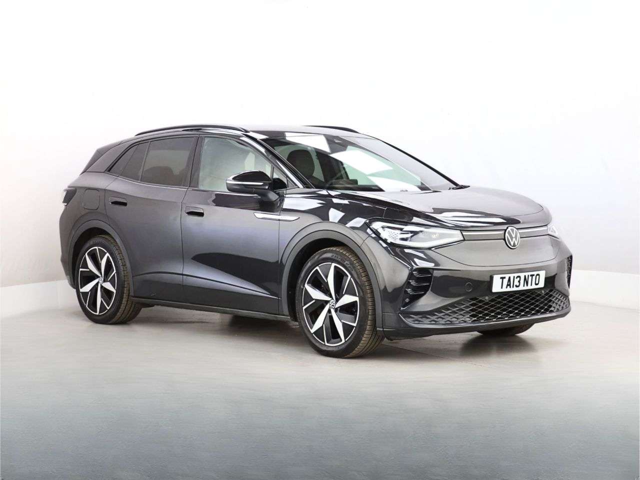 A 2022 VOLKSWAGEN ID4 77kWh GTX SUV 5dr Electric Auto 4Motion (299 ps) A 2022 VOLKSWAGEN ID4 77kWh GTX SUV 5dr Electric Auto 4Motion (299 ps)