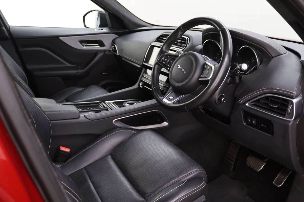 2019 JAGUAR F-PACE 2019 JAGUAR F-PACE
