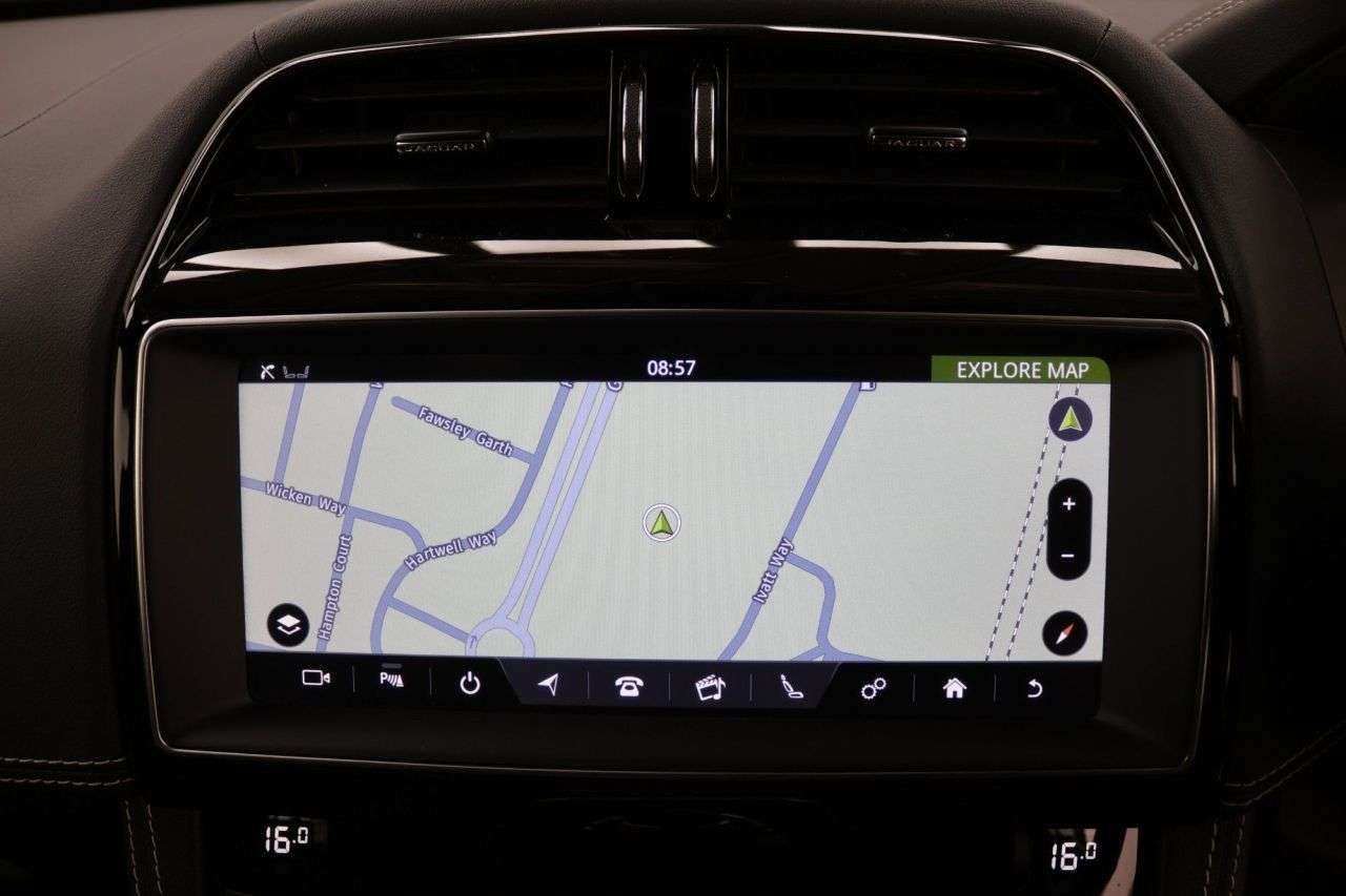 2019 JAGUAR F-PACE 2019 JAGUAR F-PACE