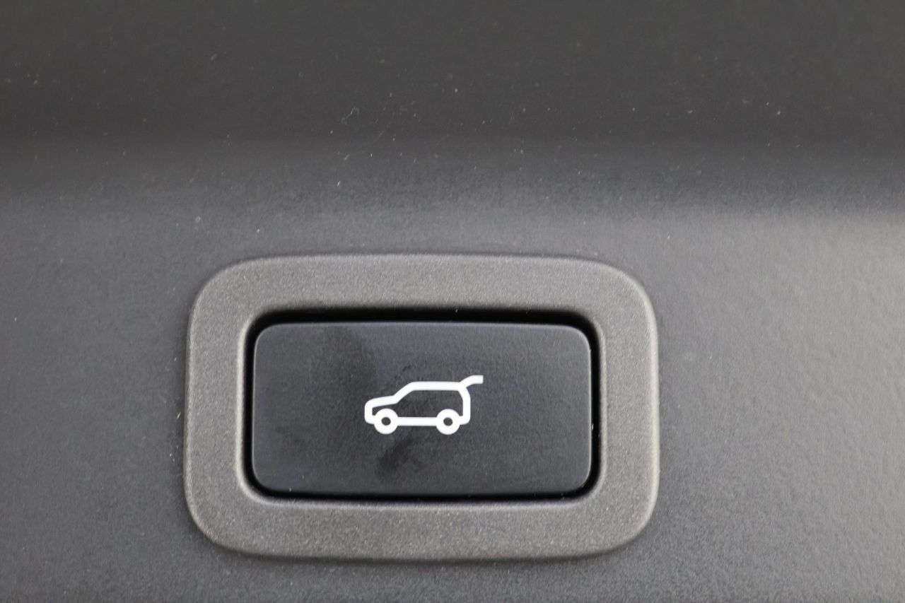 2019 JAGUAR F-PACE 2019 JAGUAR F-PACE