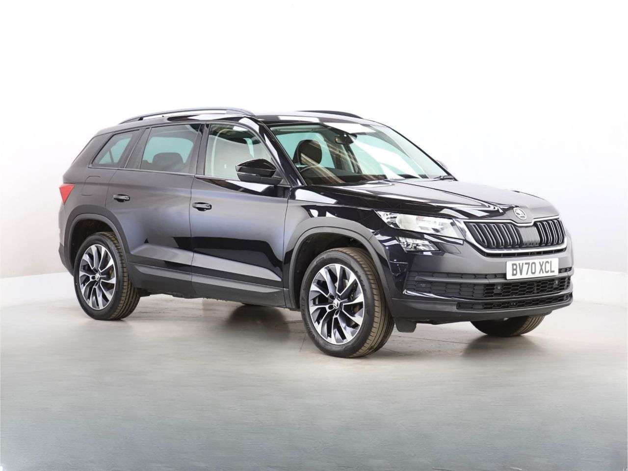A 2020 SKODA KODIAQ 1.5 TSI ACT SE Drive SUV 5dr Petrol Manual Euro 6 (s/s) (7 Seat) (150 ps) A 2020 SKODA KODIAQ 1.5 TSI ACT SE Drive SUV 5dr Petrol Manual Euro 6 (s/s) (7 Seat) (150 ps)